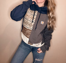 Load image into Gallery viewer, Carhartt Aztec Checks (Sm-Md)