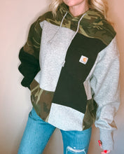 Load image into Gallery viewer, Carhartt Camo (Sm-XLarge)