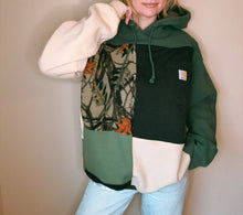 Load image into Gallery viewer, Carhartt Camo (Sm-Lg)