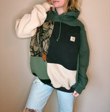 Load image into Gallery viewer, Carhartt Camo (Sm-Lg)