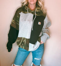 Load image into Gallery viewer, Carhartt Camo (Sm-XLarge)