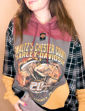 Load image into Gallery viewer, Chester Spring Harley-Davidson (Sm-2XL)