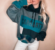 Load image into Gallery viewer, Textured Logo Carhartt (Sm-Lg)