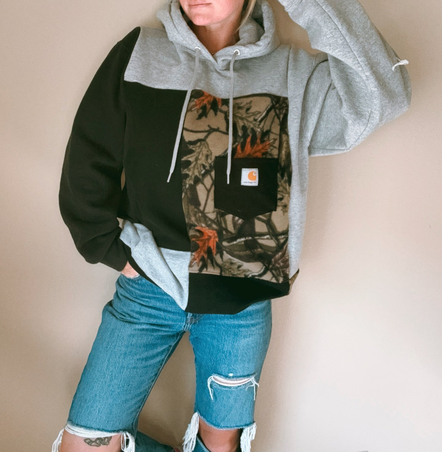 Carhartt Camo 1 (Small-Large)