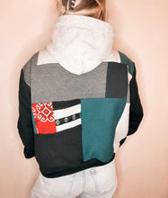 Load image into Gallery viewer, Harley Wenatchee (SM-Med/cropped Large)
