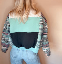 Load image into Gallery viewer, Carhartt Quarter Zip (Sm-Lg)
