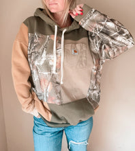 Load image into Gallery viewer, Carhartt Camo 3 (Small-XL)
