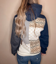 Load image into Gallery viewer, Carhartt Aztec Checks  (Sm-Md)
